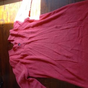 Pink sweater with pocket